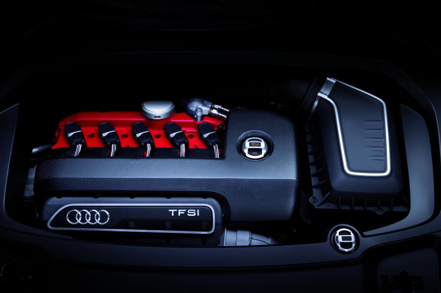 Моторный отсек Audi Q3 Vail Concept (8U) 2012 года  (фото 16 из 34)